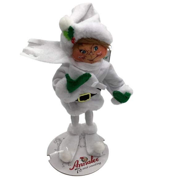 NWT ANNALEE DOLLS 9" Very Merry White Elf 510420 Christmas Decor 2020 Posable - Picture 4 of 7